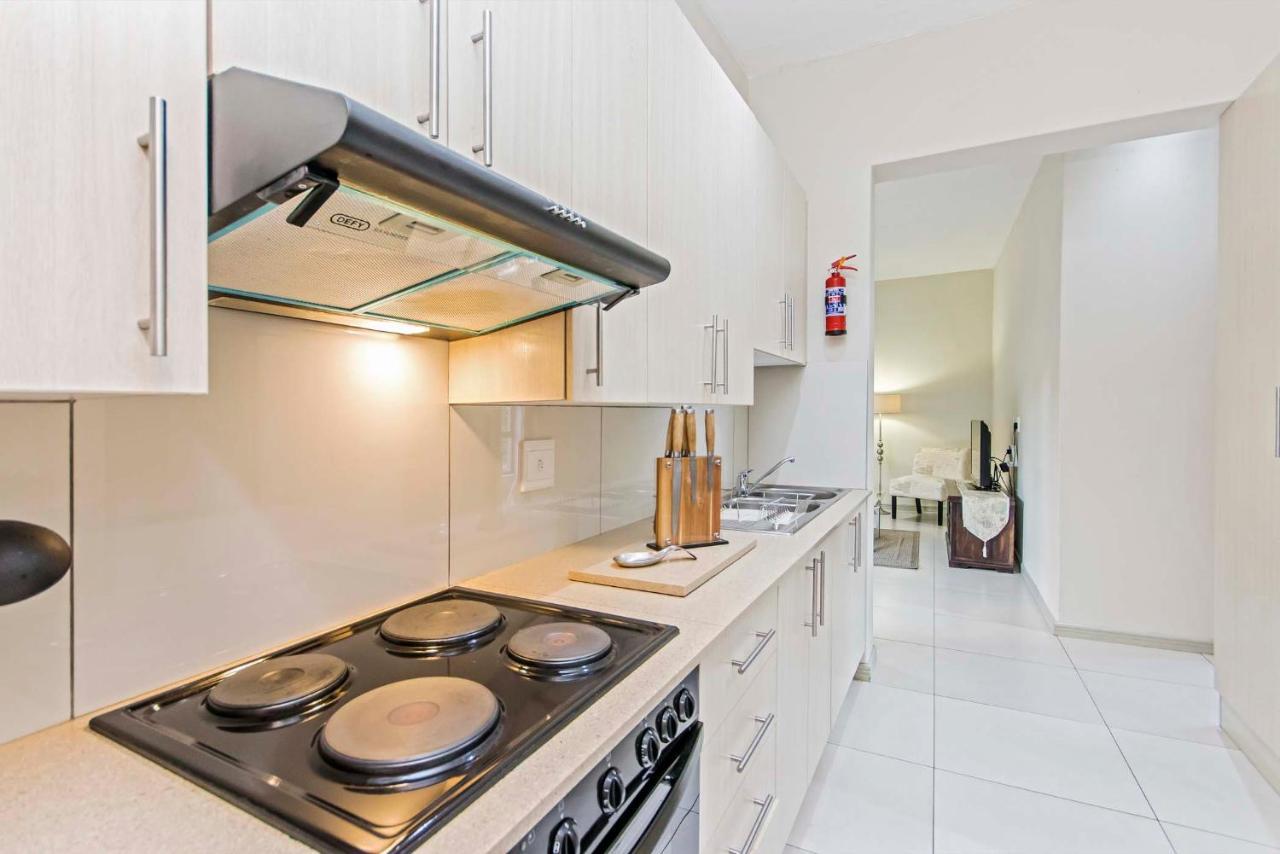 Dunton Guest House Йоханесбург Екстериор снимка