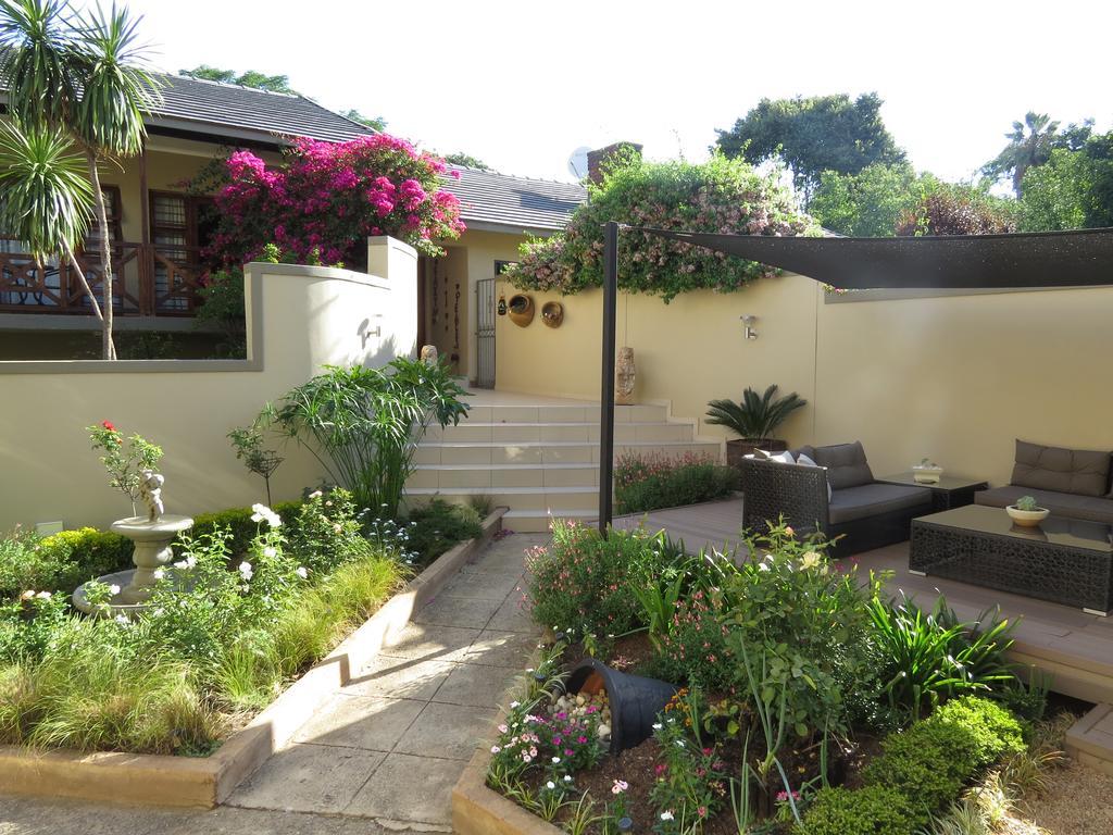 Dunton Guest House Йоханесбург Екстериор снимка