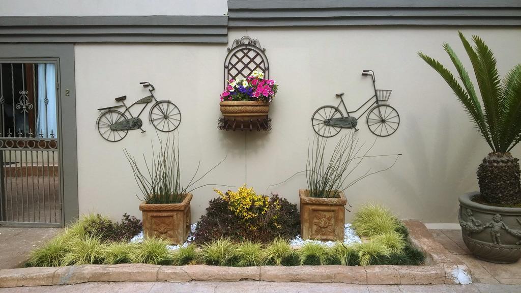 Dunton Guest House Йоханесбург Екстериор снимка