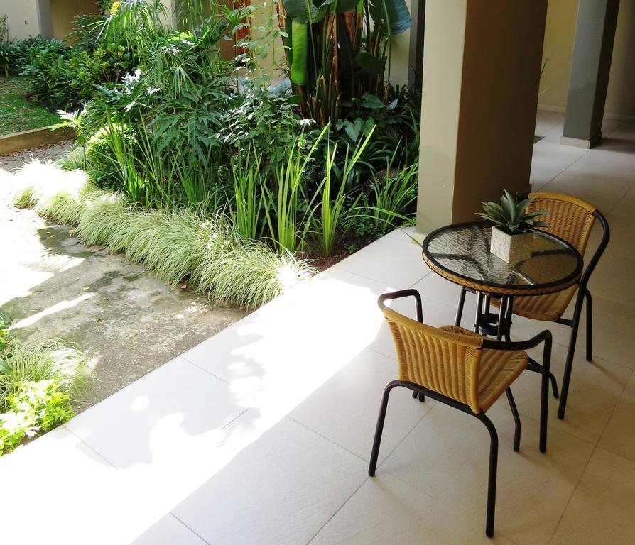 Dunton Guest House Йоханесбург Екстериор снимка